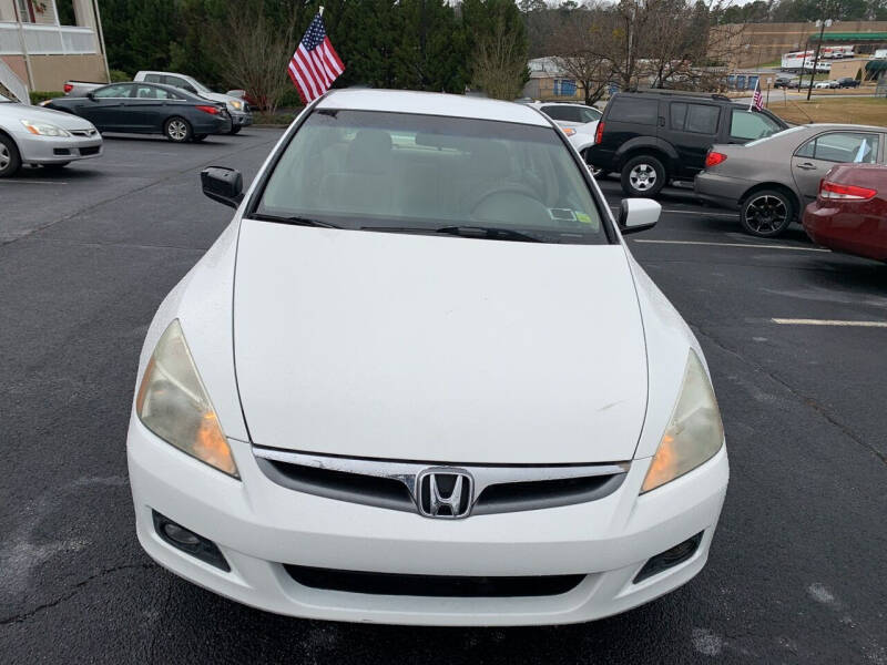 2006 Honda Accord for sale at DDN & G Auto Sales in Newnan GA