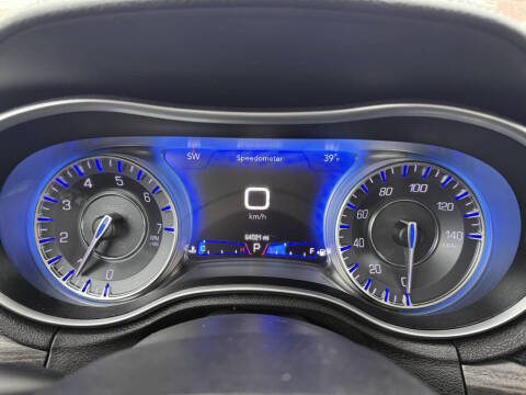 2020 Chrysler 300 Touring L