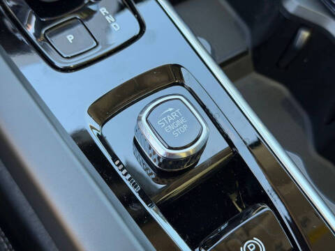 2026 Volvo XC60 T8 Ultra