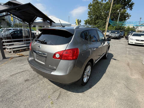 2012 Nissan Rogue SV w/SL Package