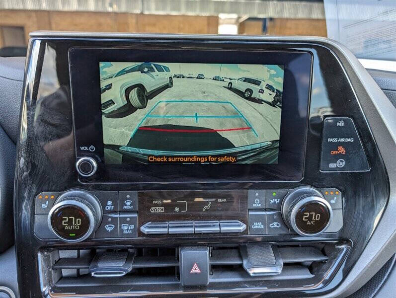 2025 Toyota Highlander Hybrid XLE