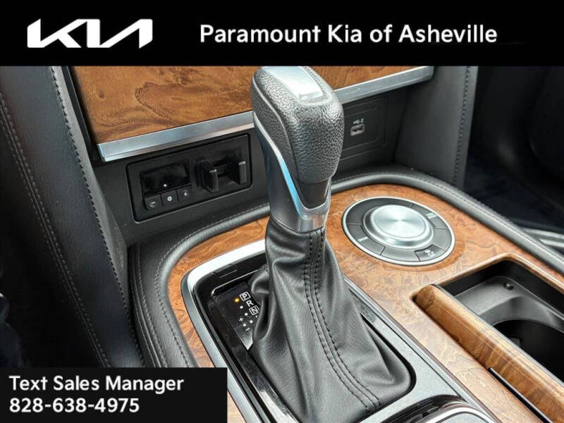 2022 Nissan Armada SL