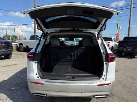 2021 Buick Enclave Essence