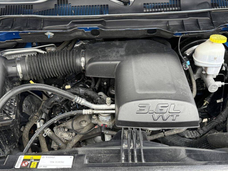 2024 RAM 1500 Classic SLT
