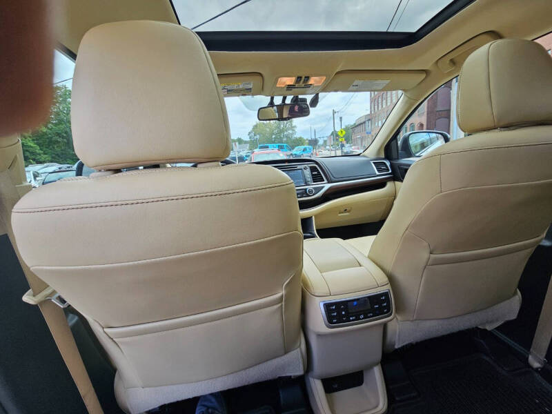 2016 Toyota Highlander Hybrid Limited Platinum