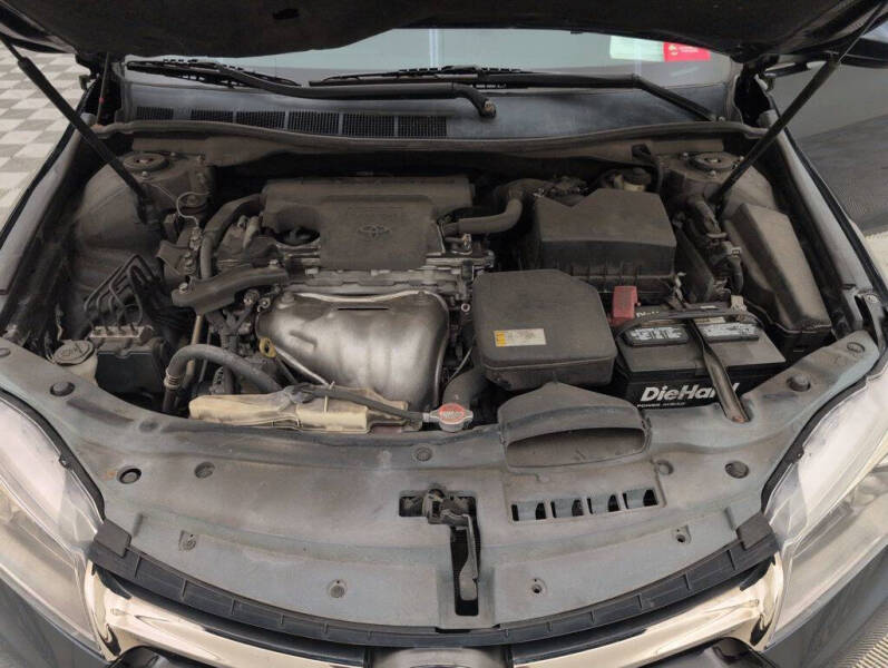 2016 Toyota Camry SE