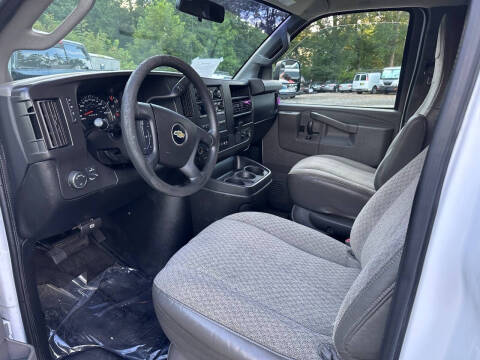 2017 Chevrolet Express LT 3500