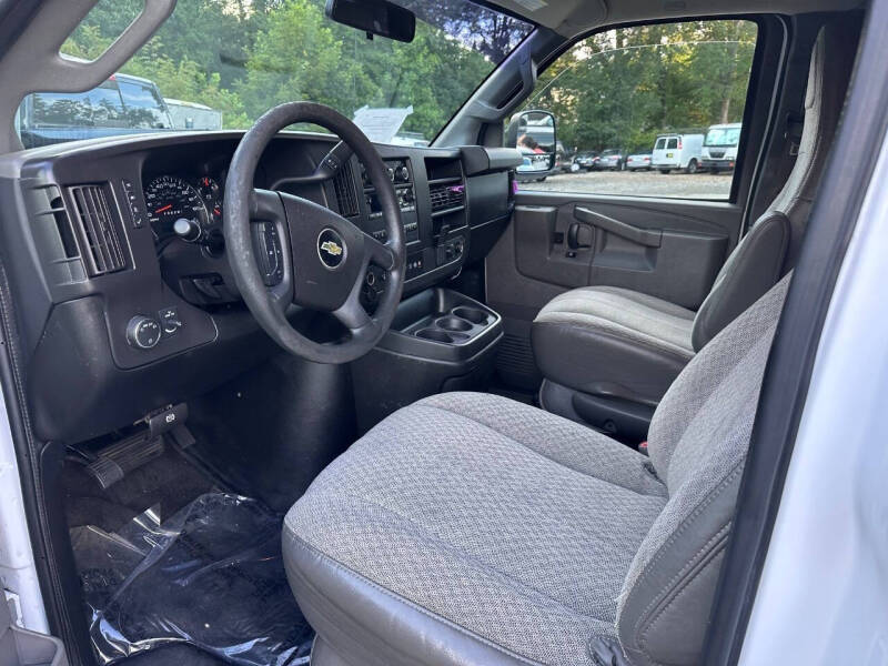 2017 Chevrolet Express LT 3500