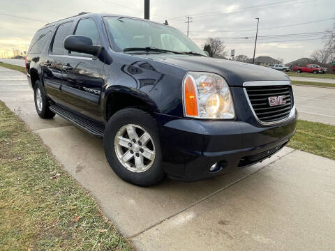 2008 GMC Yukon XL for sale at Wyss Auto in Oak Creek WI