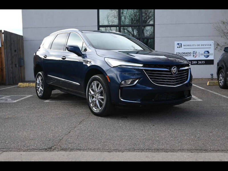 2023 Buick Enclave Essence