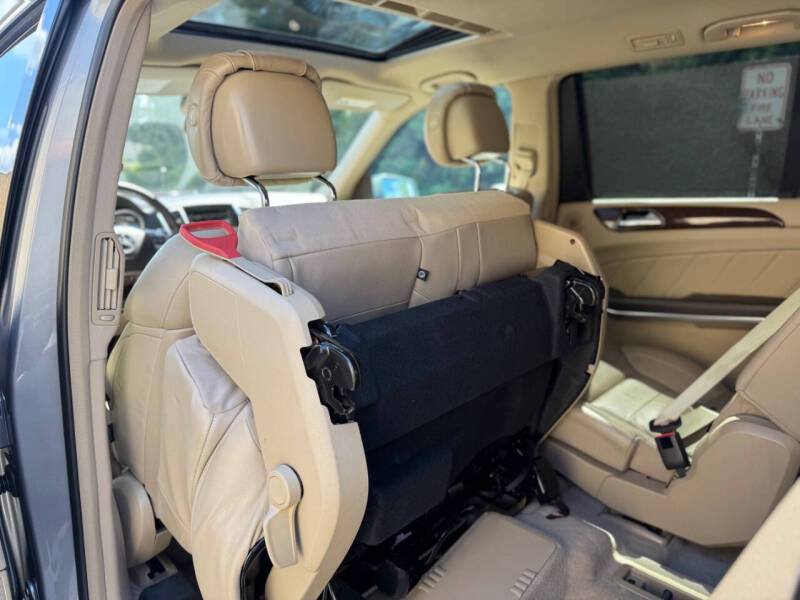 2014 Mercedes-Benz GL-Class GL 550 4MATIC