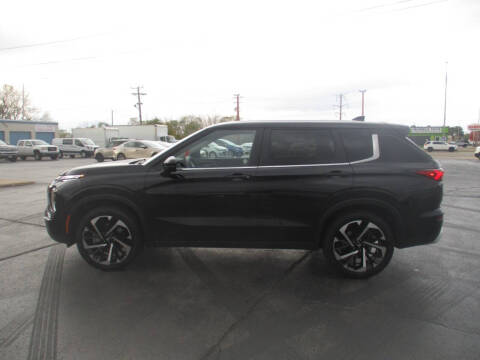 2024 Mitsubishi Outlander SE