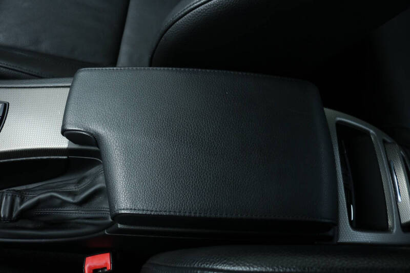 2013 BMW 3 Series 335is