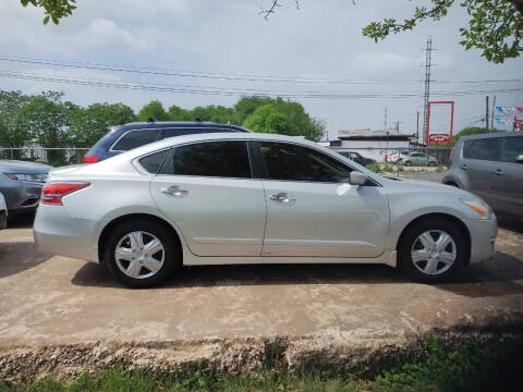 2015 Nissan Altima for sale at DAMM CARS in San Antonio TX