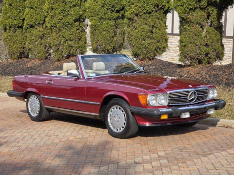 1989 Mercedes-Benz 560-Class for sale at NeoClassics in Willoughby OH