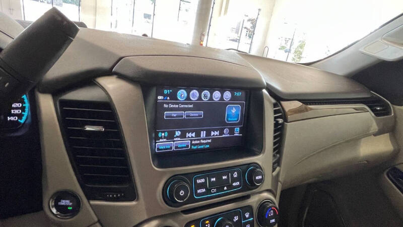 2017 GMC Yukon XL Denali