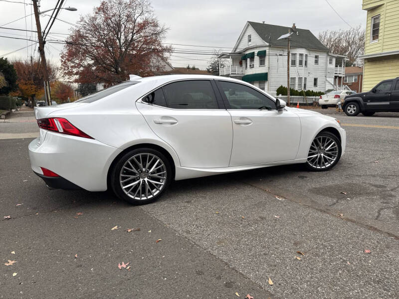 2014 Lexus IS 250 photo 8