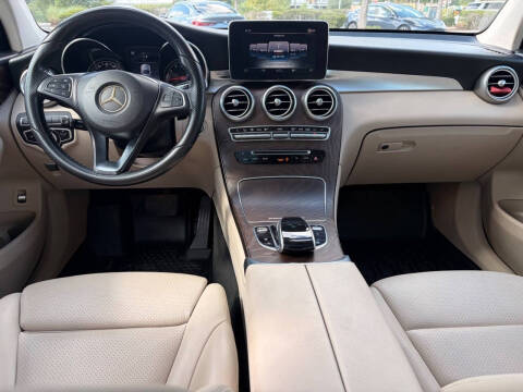 2019 Mercedes-Benz GLC GLC 300