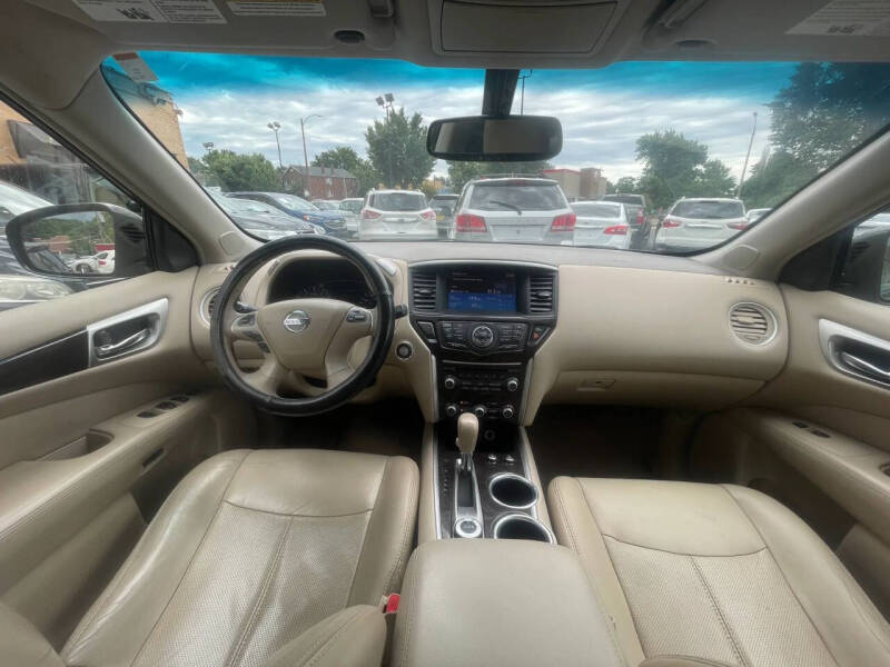 2013 Nissan Pathfinder Platinum