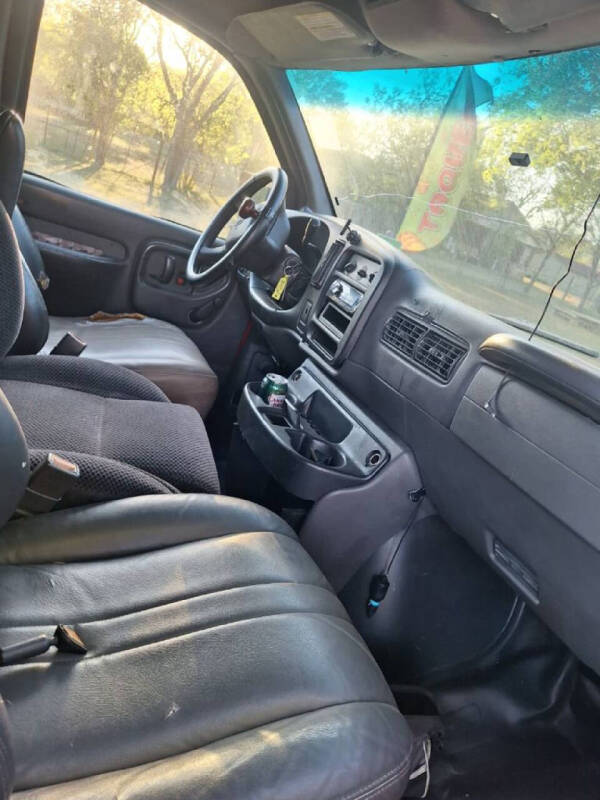2002 Chevrolet Express 3500