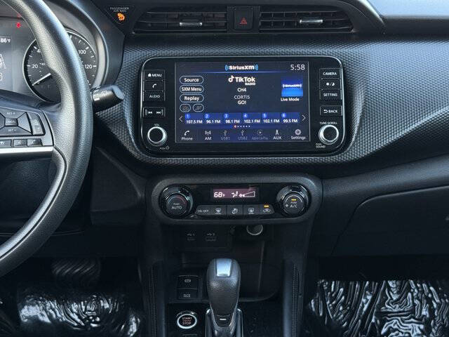 2021 Nissan Kicks SV