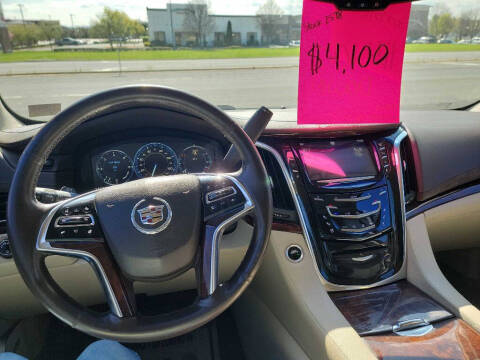 2015 Cadillac Escalade Luxury