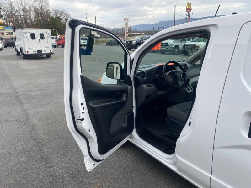 2021 Nissan NV200 S