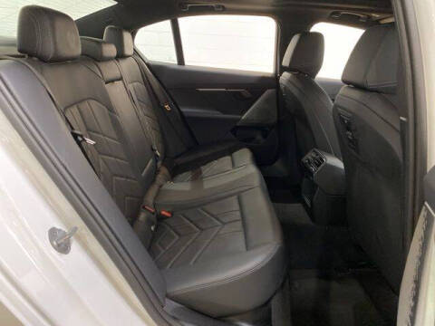2024 BMW 5 Series 530i
