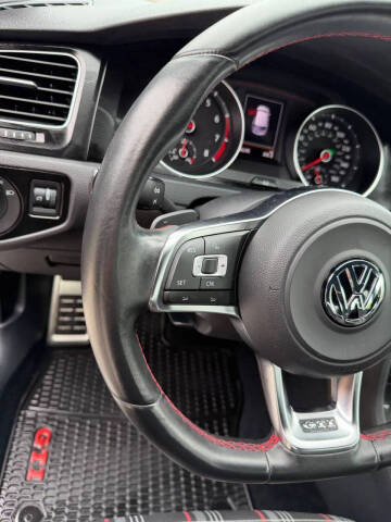 2015 Volkswagen Golf GTI Autobahn
