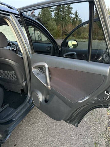 2007 Toyota RAV4 Sport