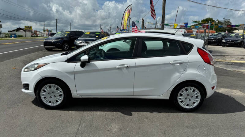 2016 Ford Fiesta S