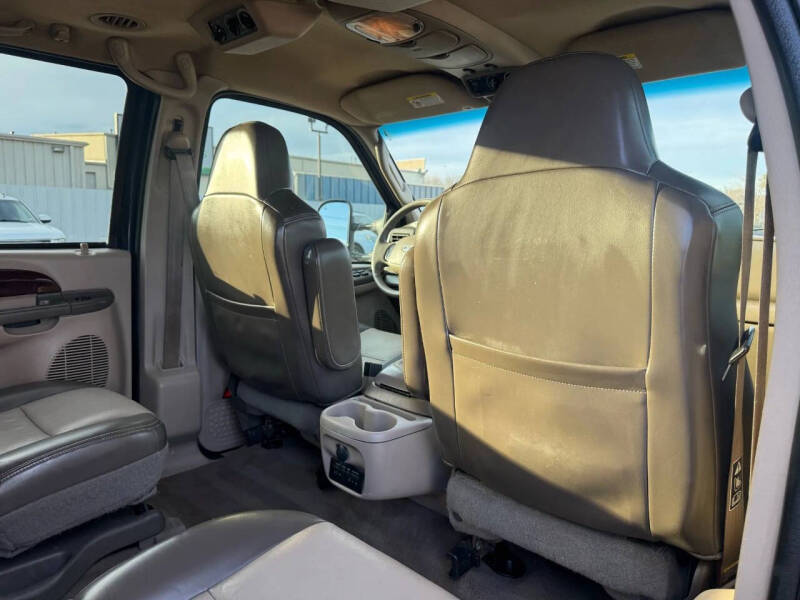 2003 Ford Excursion Eddie Bauer