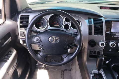 2011 Toyota Sequoia SR5