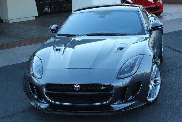 2017 Jaguar F-TYPE R