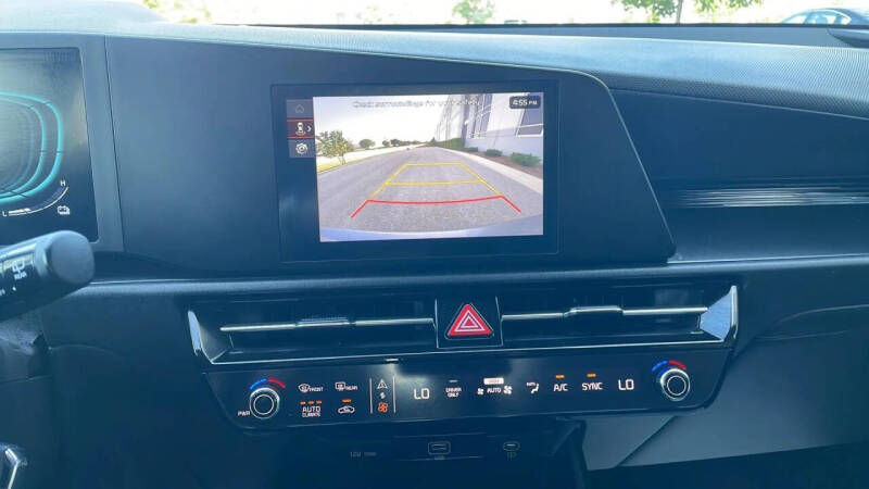 2026 Kia Niro LX
