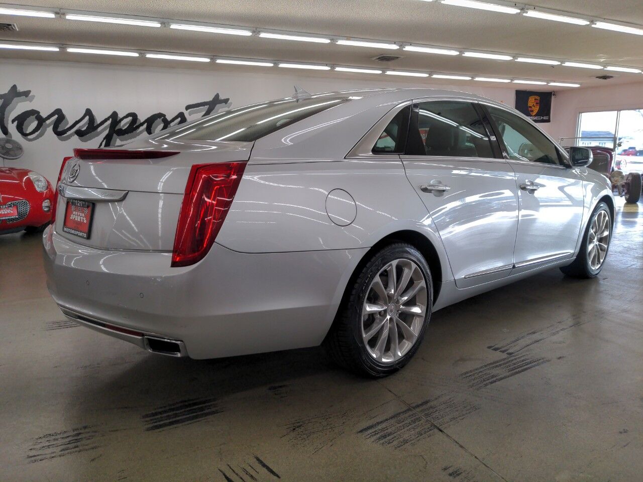 2013 Cadillac XTS Luxury Collection photo