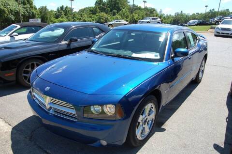 2010 Dodge Charger for sale at Modern Motors - Thomasville INC in Thomasville NC