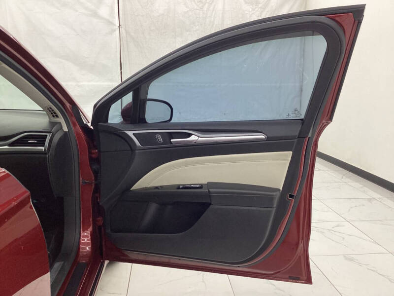 2016 Ford Fusion Energi Titanium