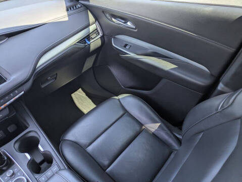 2021 Cadillac XT4 Premium Luxury