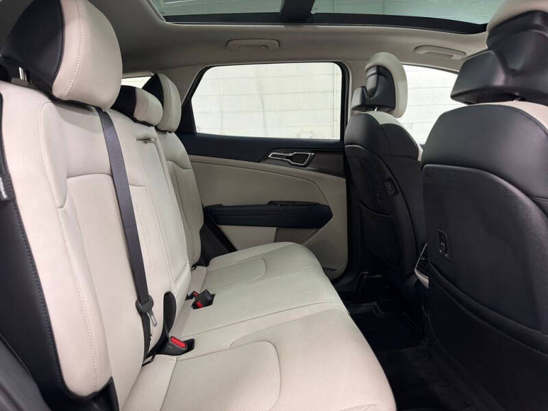 2025 Kia Sportage Hybrid EX
