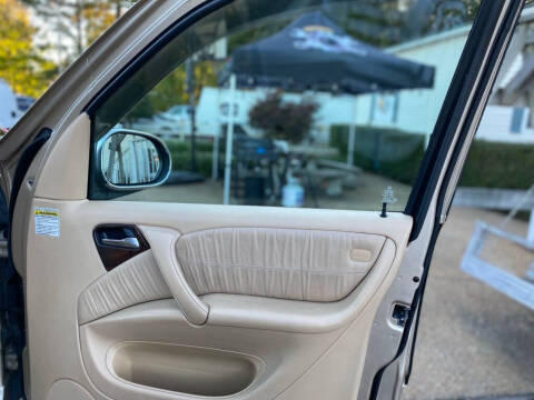 2001 Mercedes-Benz M-Class ML 320