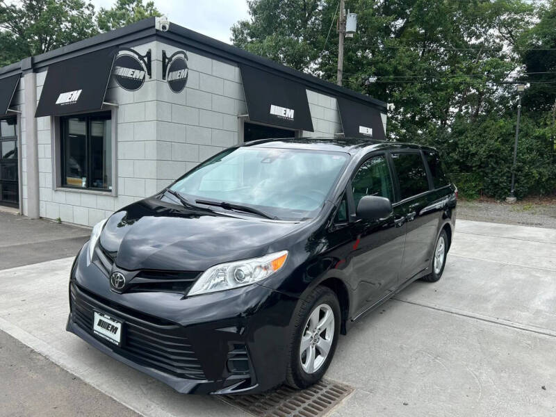 2019 Toyota Sienna L 7-Passenger