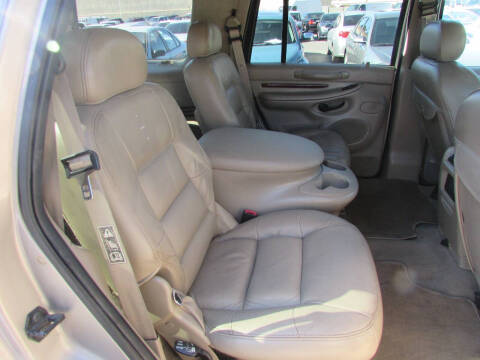 2000 Lincoln Navigator