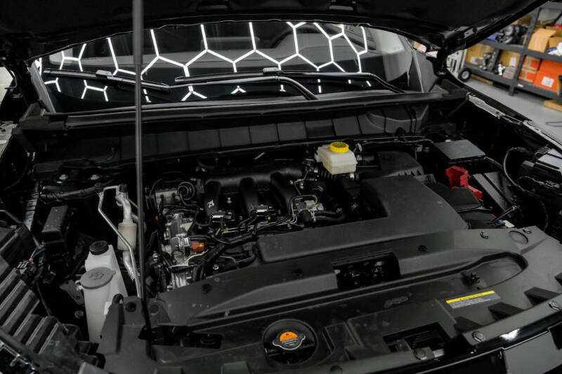 2025 Nissan Pathfinder S