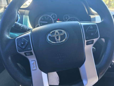 2017 Toyota Tundra SR5