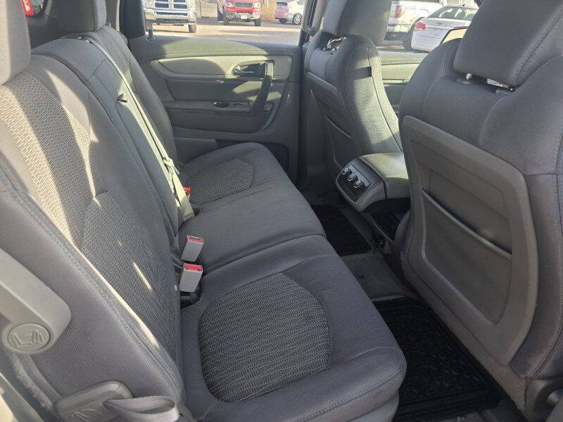 2017 Chevrolet Traverse LS