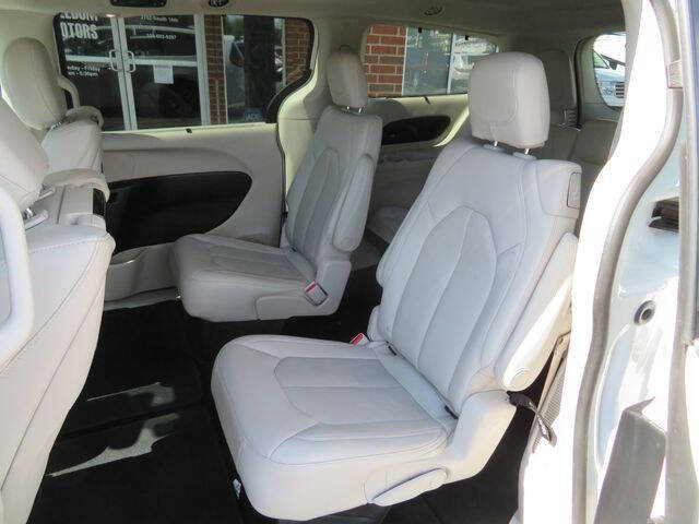 2021 Chrysler Pacifica Touring L