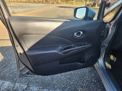 2015 Nissan Versa Note SV