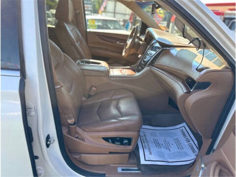 2015 Cadillac Escalade Platinum
