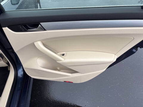 2013 Volkswagen Passat